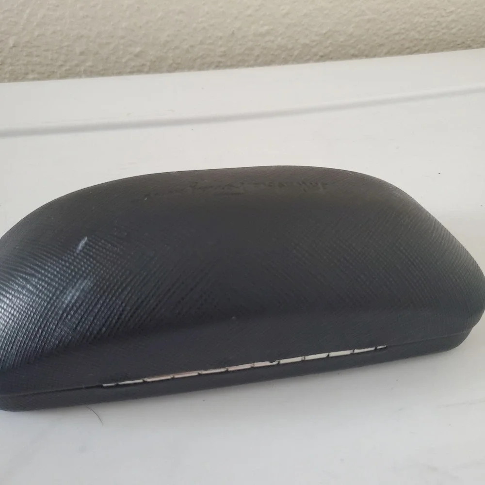 Salvatore Ferragamo Black Textured Hardshell Sunglasses Eyeglasses Case